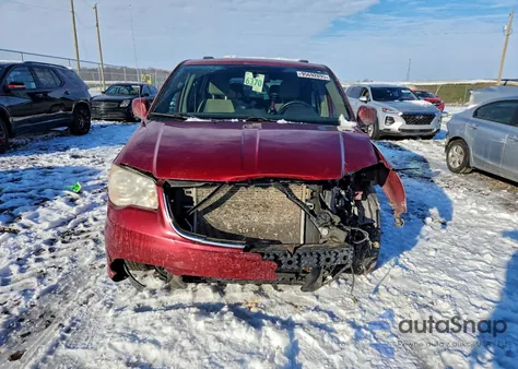 2013 Chrysler Town & Country Touring из США, поврежденный, VIN 2C4RC1BG9DR539341